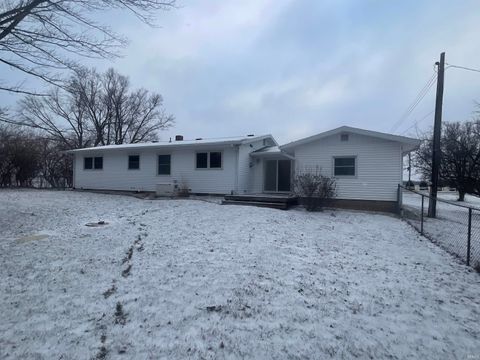 Tiny photo for 1939 N 25 North Highway, Logansport, IN 46947 (MLS # 202549759)