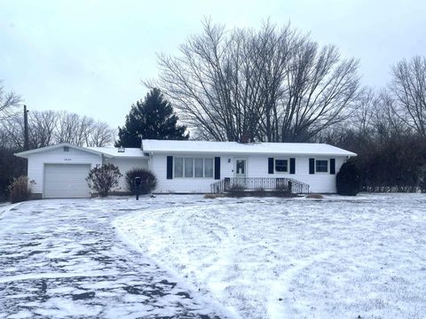 Photo of 1939 N 25 North Highway, Logansport, IN 46947 (MLS # 202549759)