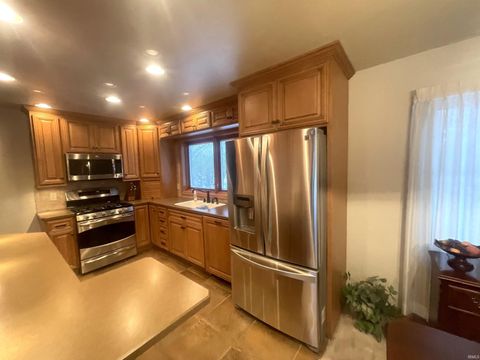 Tiny photo for 1939 N 25 North Highway, Logansport, IN 46947 (MLS # 202549759)