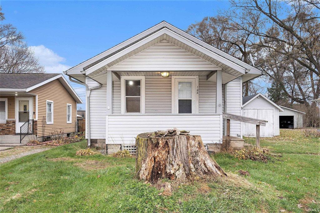 Photo of 108 N Olive Street, Osceola, IN 46561 (MLS # 202548173)