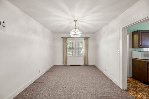 Tiny photo for 305 Park Avenue, Lafayette, IN 47904 (MLS # 202542065)