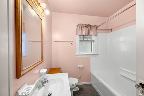 Tiny photo for 305 Park Avenue, Lafayette, IN 47904 (MLS # 202542065)