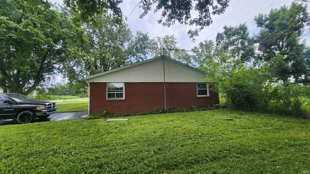 Photo of 3323 W 200, Russiaville, IN 46979 (MLS # 202632842)