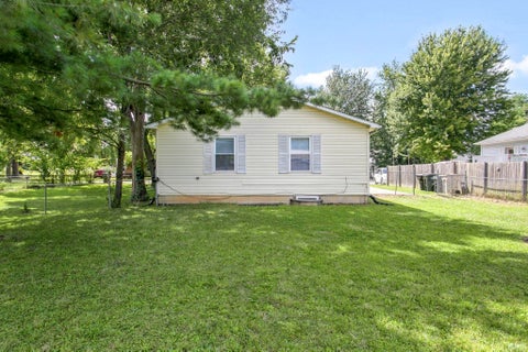 Tiny photo for 1722 Fremont Street, South Bend, IN 46628 (MLS # 202629928)