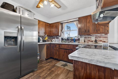Tiny photo for 10927 S 350 E Road, Amboy, IN 46911 (MLS # 202620847)