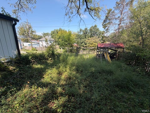 Tiny photo for 501 16th Street, Bedford, IN 47421 (MLS # 202638786)