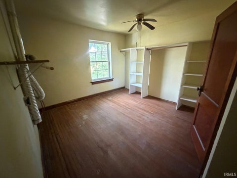 Tiny photo for 501 16th Street, Bedford, IN 47421 (MLS # 202638786)