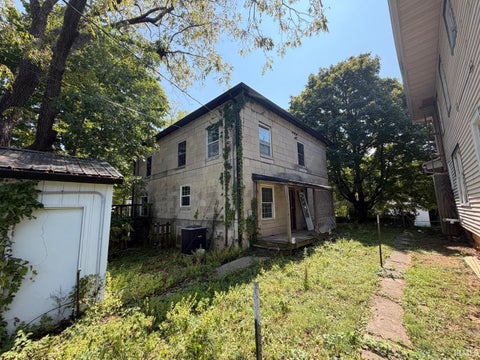 Tiny photo for 501 16th Street, Bedford, IN 47421 (MLS # 202638786)