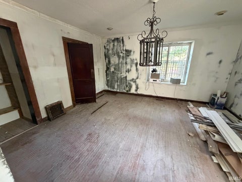 Tiny photo for 501 16th Street, Bedford, IN 47421 (MLS # 202638786)