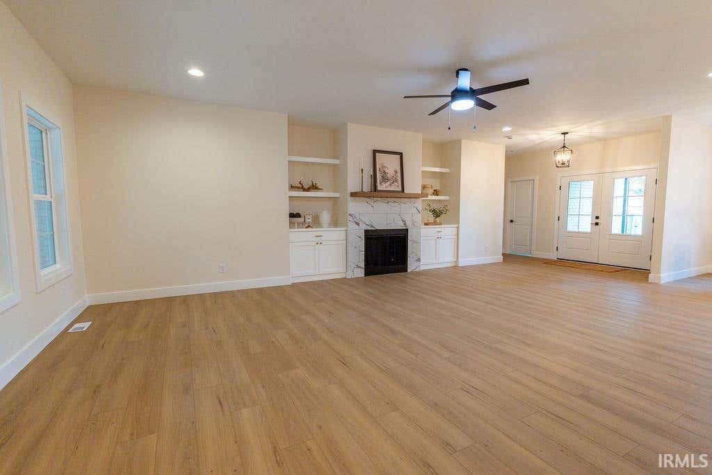 Photo of 4404 Violet Drive, Evansville, IN 47725 (MLS # 202633471)