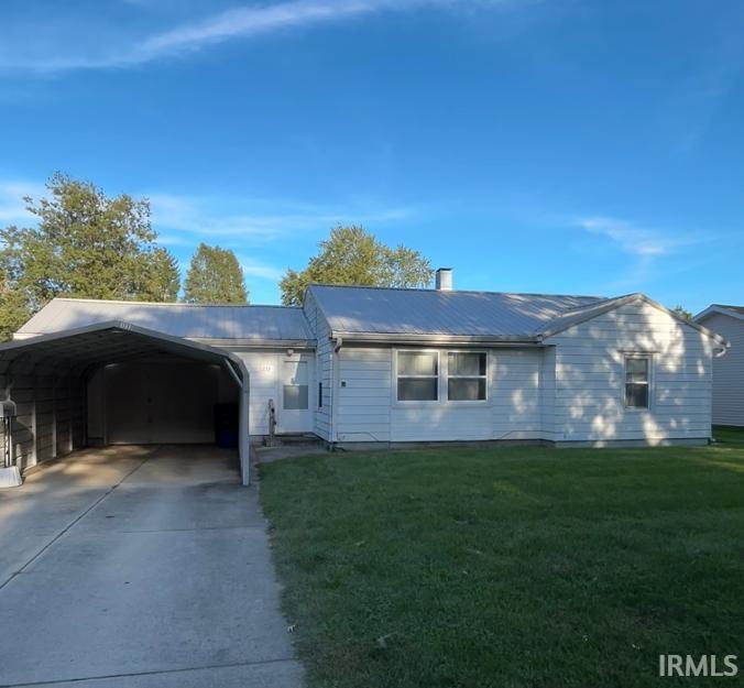 Photo of 1233 Wabash Avenue, Rochester, IN 46975 (MLS # 202640399)