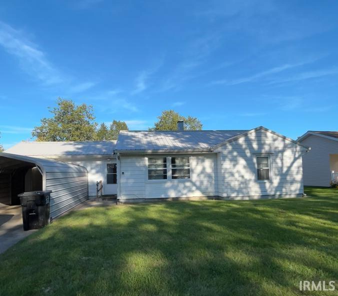 Photo of 1233 Wabash Avenue, Rochester, IN 46975 (MLS # 202640399)