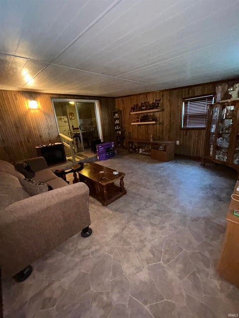 Tiny photo for 1233 Wabash Avenue, Rochester, IN 46975 (MLS # 202640399)