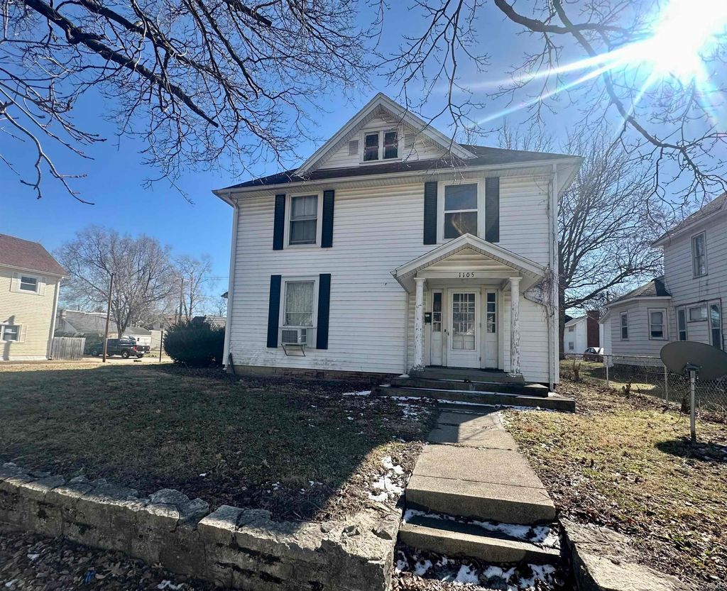 Photo of 1103 W 5th Street #1103, Marion, IN 46953 (MLS # 202606003)