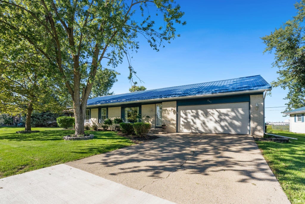 Photo of 865 E Water Street, Berne, IN 46711 (MLS # 202640180)
