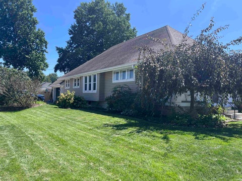 Tiny photo for 1600 S Washington Street, Kokomo, IN 46902 (MLS # 202635711)