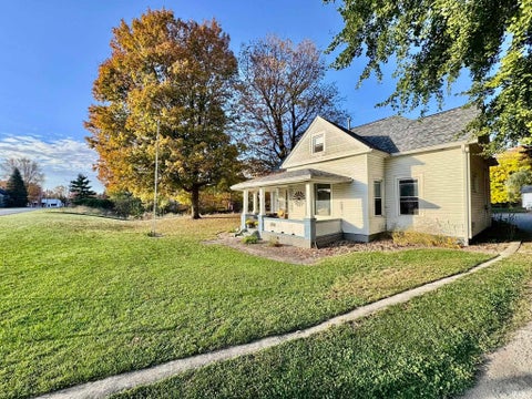 Tiny photo for 200 N Elm Street, Bunker Hill, IN 46914 (MLS # 202644863)