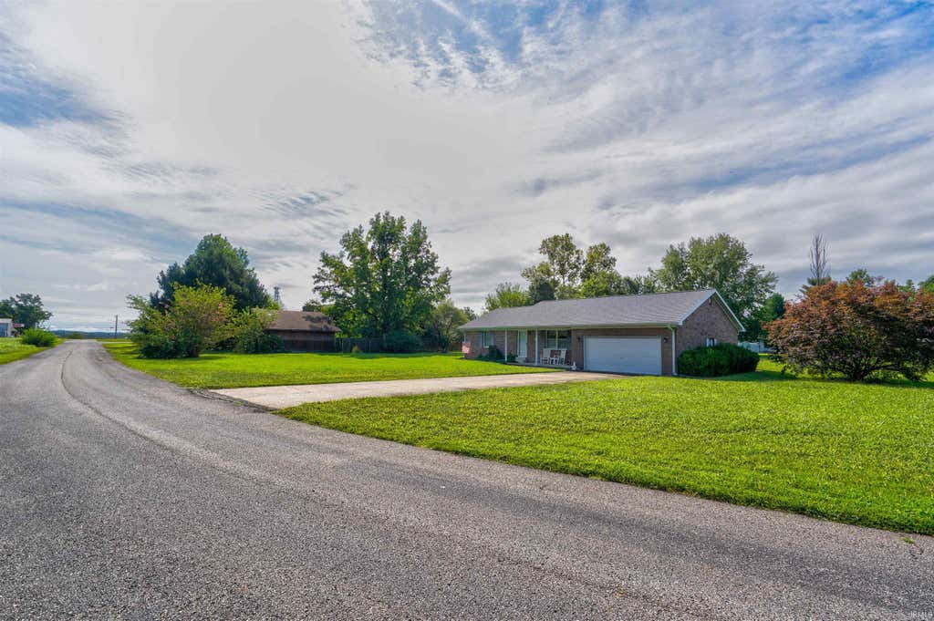 Photo of 6136 W Hodges Drive, Richland, IN 47634 (MLS # 202634081)
