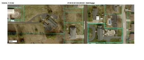 Tiny photo for 1500 Washington Avenue, Boonville, IN 47601 (MLS # 202633833)