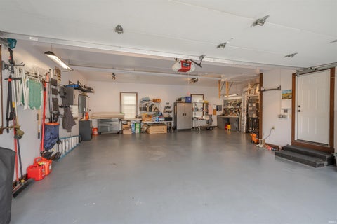 Tiny photo for 1500 Washington Avenue, Boonville, IN 47601 (MLS # 202633833)