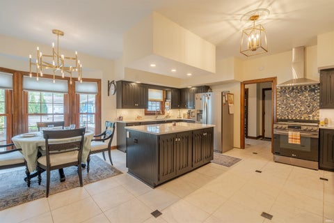 Tiny photo for 1500 Washington Avenue, Boonville, IN 47601 (MLS # 202633833)