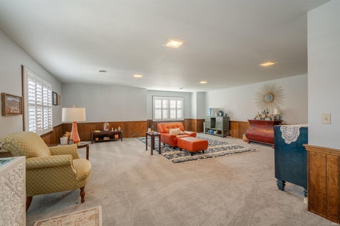 Tiny photo for 1500 Washington Avenue, Boonville, IN 47601 (MLS # 202633833)