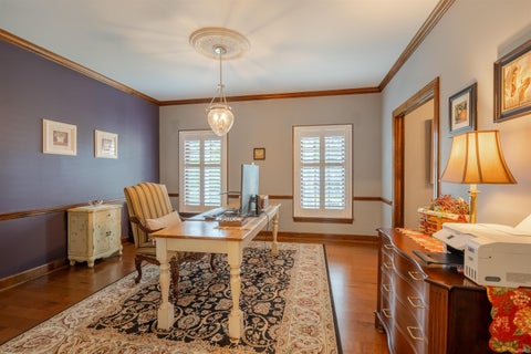 Tiny photo for 1500 Washington Avenue, Boonville, IN 47601 (MLS # 202633833)