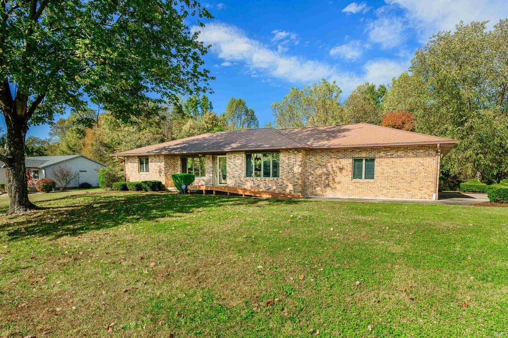Photo of 25 Country Estates Drive, Mitchell, IN 47446 (MLS # 202642610)