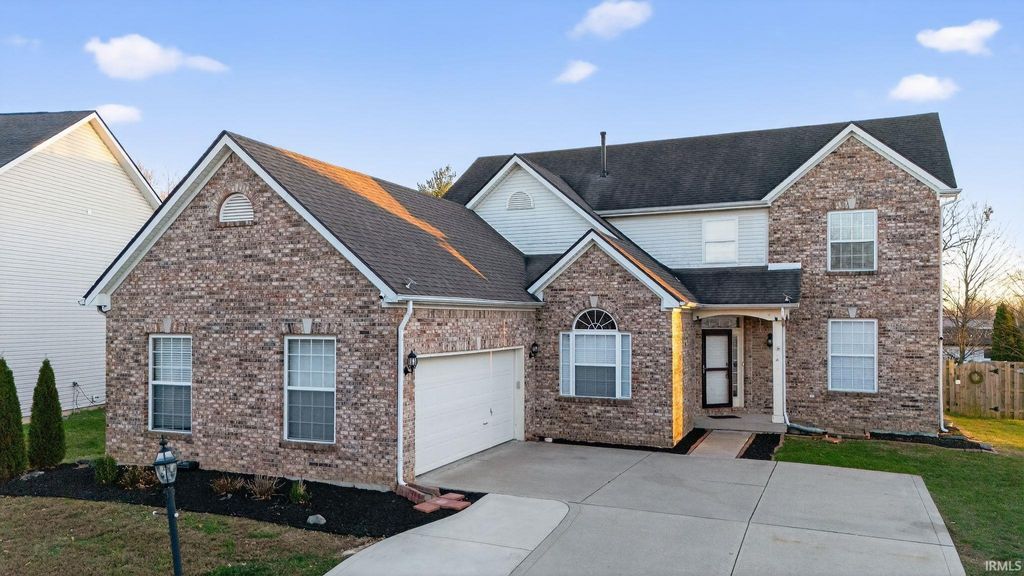 Photo of 13985 Royalwood Drive, Fishers, IN 46037 (MLS # 202545532)