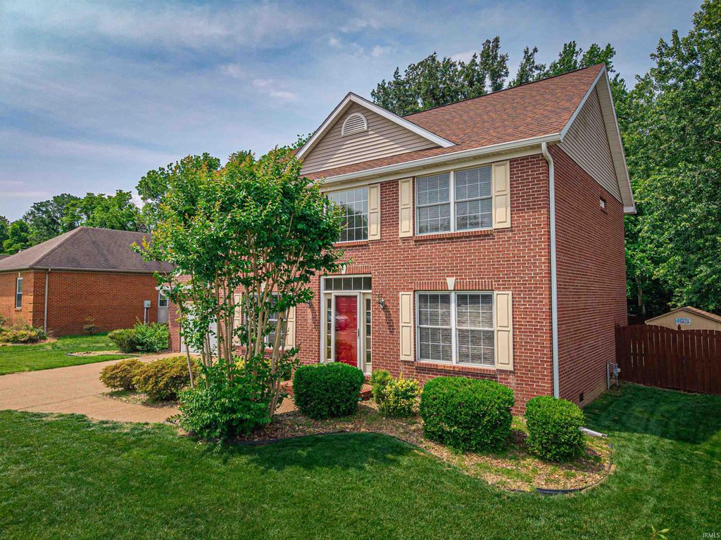 Photo of 2847 Oak Trail Drive, Newburgh, IN 47630 (MLS # 202618959)