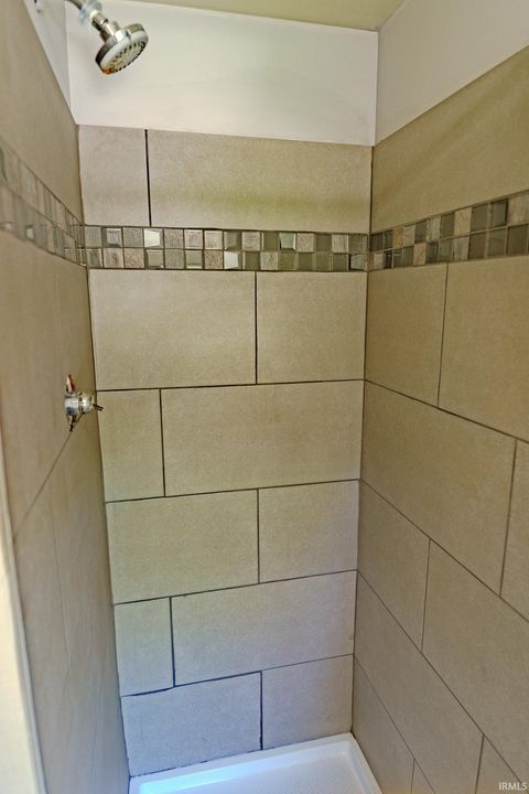 Tiny photo for 7653 E Dale Court, Monticello, IN 47960 (MLS # 202615878)