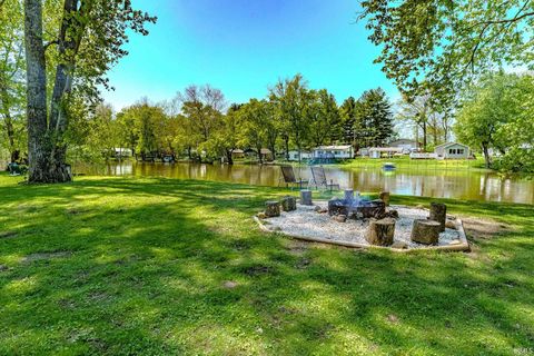 Tiny photo for 7653 E Dale Court, Monticello, IN 47960 (MLS # 202615878)