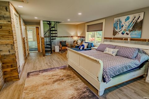 Tiny photo for 7653 E Dale Court, Monticello, IN 47960 (MLS # 202615878)