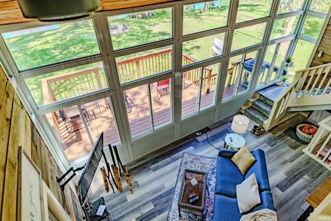 Tiny photo for 7653 E Dale Court, Monticello, IN 47960 (MLS # 202615878)