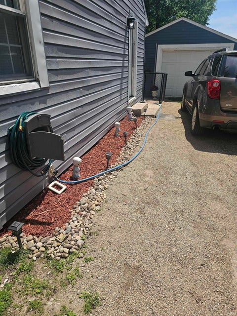 Tiny photo for 1009 E Spraker Street, Kokomo, IN 46901 (MLS # 202631301)