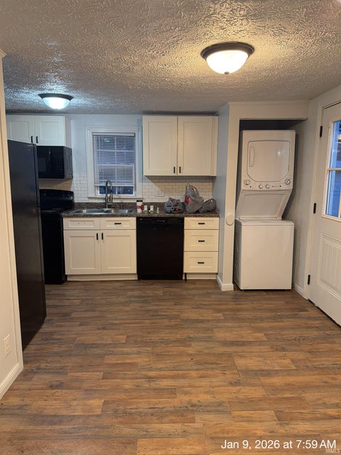 Tiny photo for 1009 E Spraker Street, Kokomo, IN 46901 (MLS # 202631301)