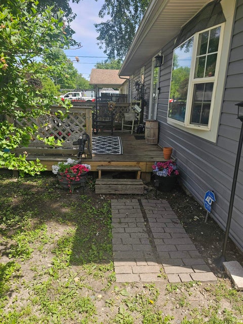 Tiny photo for 1009 E Spraker Street, Kokomo, IN 46901 (MLS # 202631301)