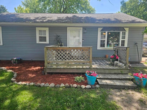 Tiny photo for 1009 E Spraker Street, Kokomo, IN 46901 (MLS # 202631301)