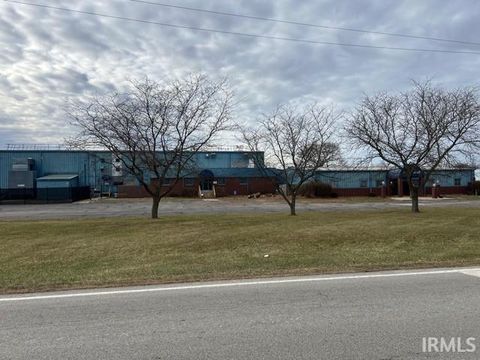 Photo of 1301 Flora Street, Plymouth, IN 46563 (MLS # 202549509)