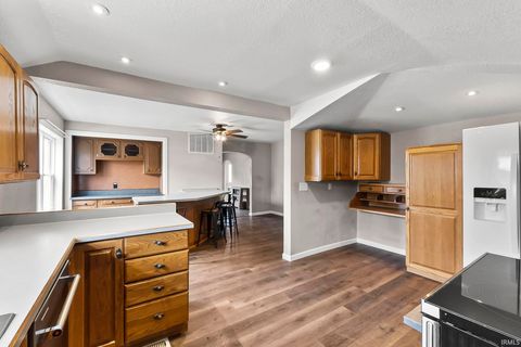 Tiny photo for 56 W 1st Street, Poneto, IN 46781 (MLS # 202610222)