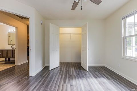 Tiny photo for 1436 W 14th Street, Muncie, IN 47302 (MLS # 202540545)