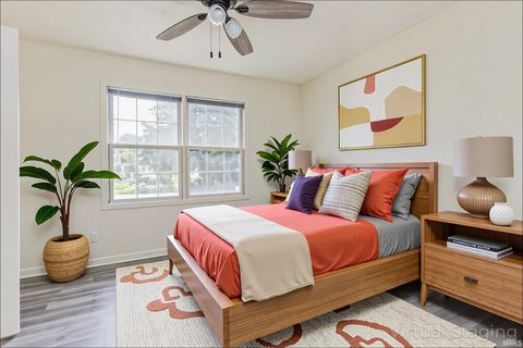 Tiny photo for 1436 W 14th Street, Muncie, IN 47302 (MLS # 202540545)