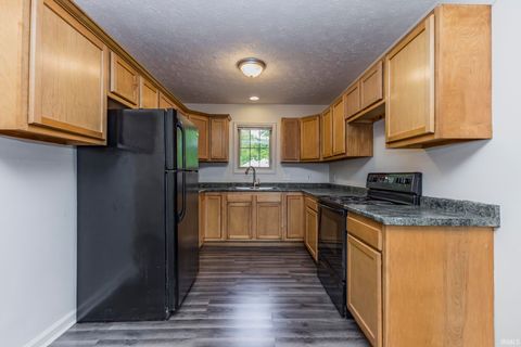 Tiny photo for 1436 W 14th Street, Muncie, IN 47302 (MLS # 202540545)