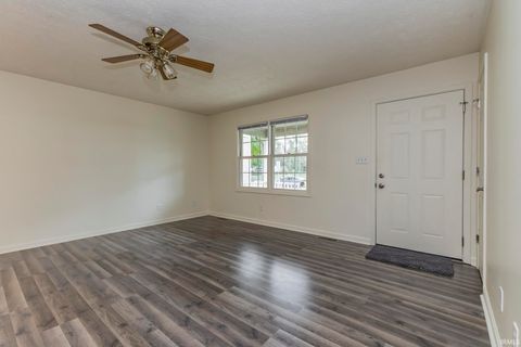 Tiny photo for 1436 W 14th Street, Muncie, IN 47302 (MLS # 202540545)