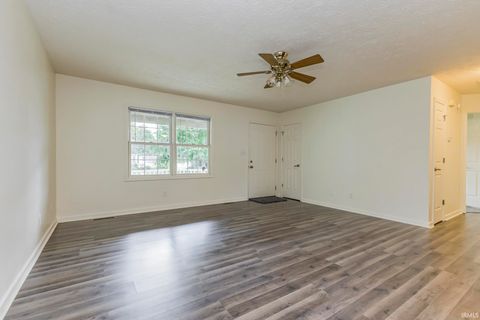 Tiny photo for 1436 W 14th Street, Muncie, IN 47302 (MLS # 202540545)
