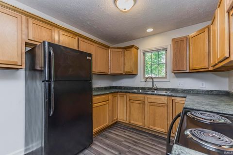 Tiny photo for 1436 W 14th Street, Muncie, IN 47302 (MLS # 202540545)