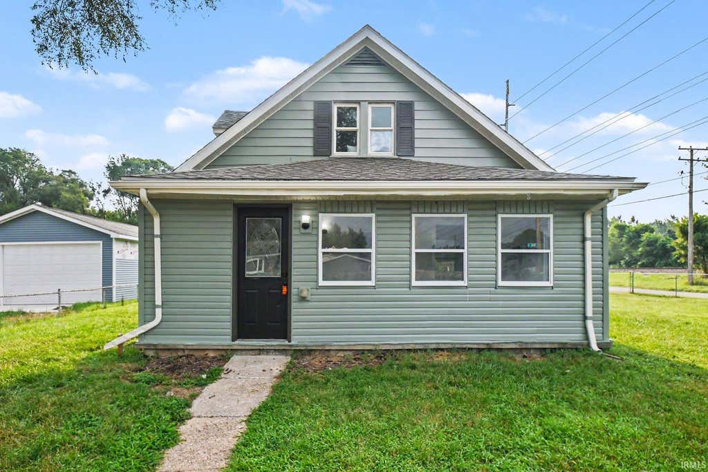 Photo of 216 Ray Street, Mishawaka, IN 46544 (MLS # 202632467)