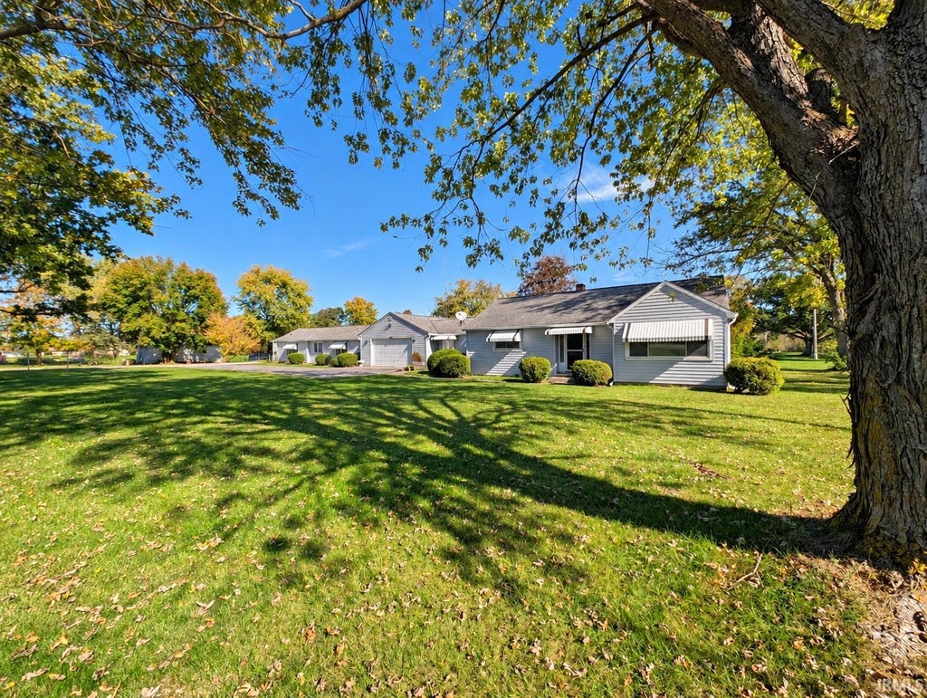 Photo of 2916 Jennifer Road, Fort Wayne, IN 46816 (MLS # 202644509)