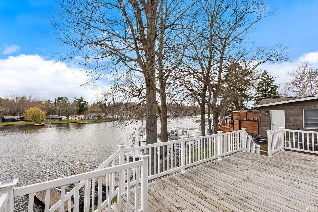 Photo of 3584 E Bailey Road, Monticello, IN 47960 (MLS # 202610519)