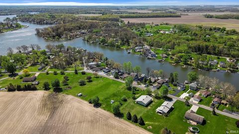 Tiny photo for 3584 E Bailey Road, Monticello, IN 47960 (MLS # 202610519)